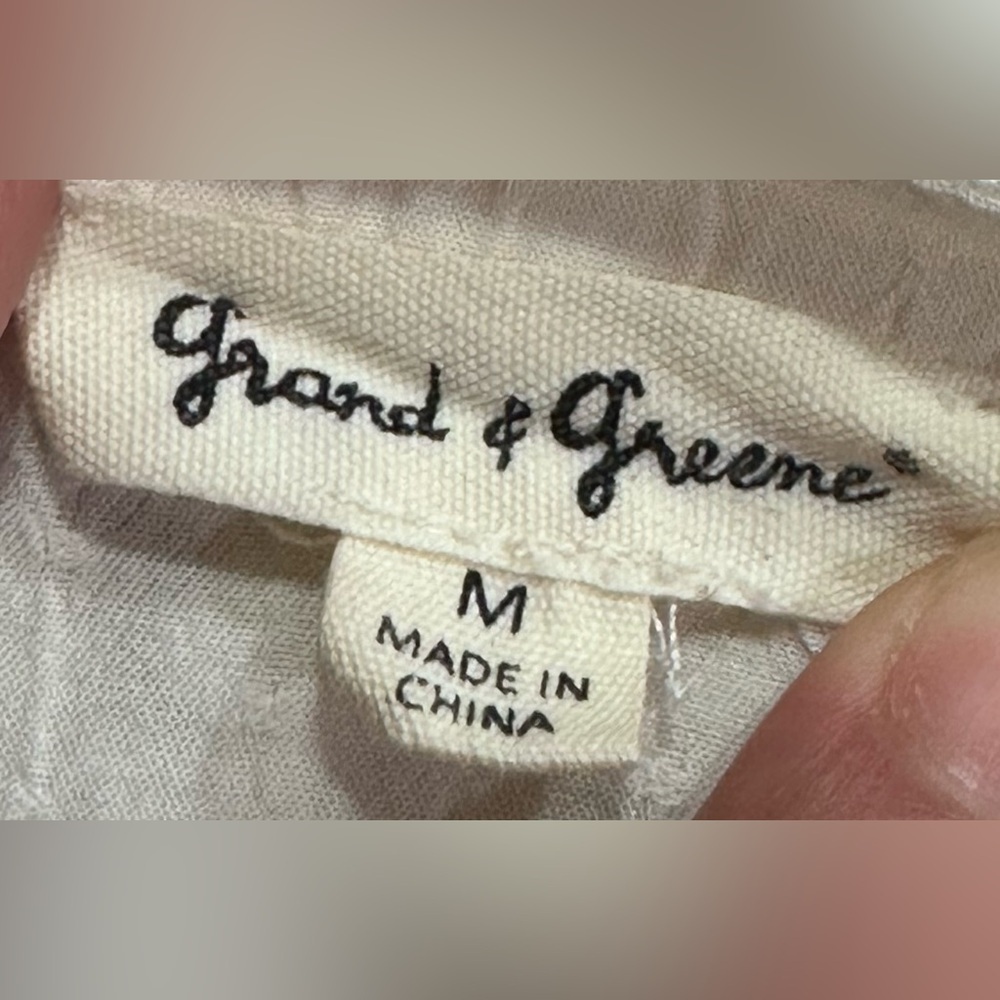 🤍🤍Grand Greene Blouse - White - Size M - 🤍🤍 - Picture 7 of 9